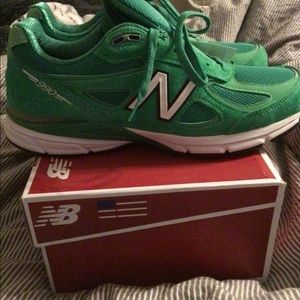 New Balance 990v4 St. Patrick’s Day